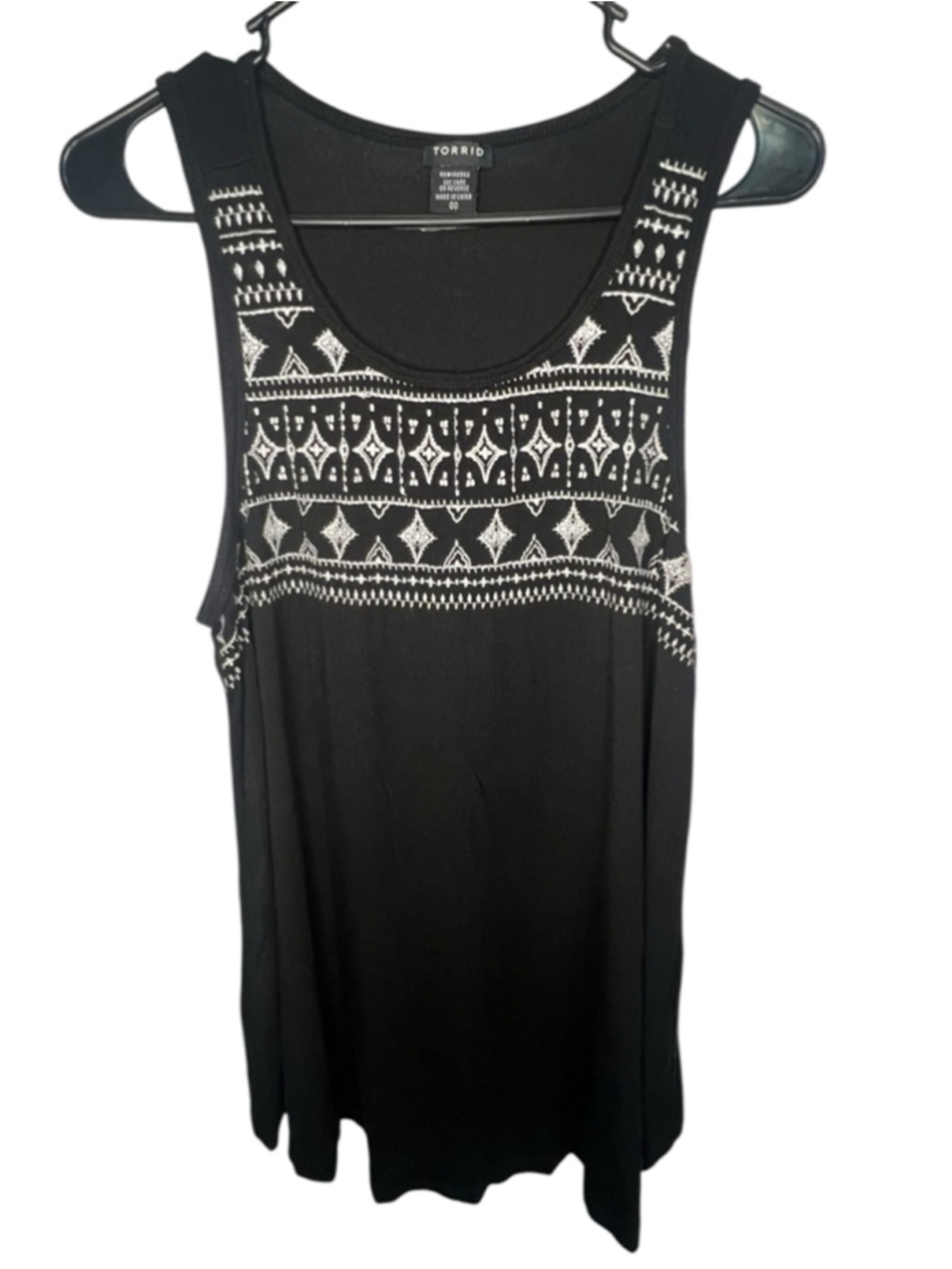 Torrid Black And White Embroidered Sleeveless Flowy Tank Top